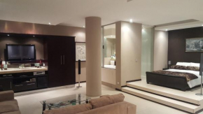 1603: Franklin Luxury Apartments, Johannesburg